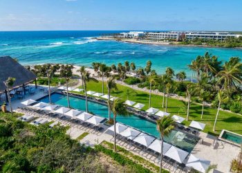 Behind the Seamless Stay: How High-Performing Mexican Resorts Master Service Flow